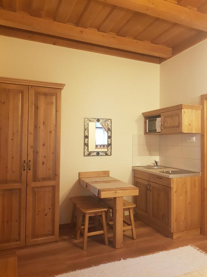 Toth Vendeghaz Es Apartmanhaz Ujfeherto Dış mekan fotoğraf