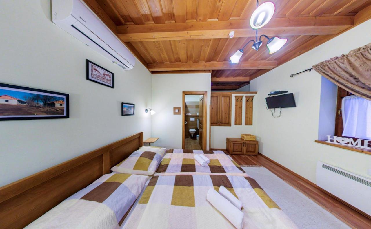 Toth Vendeghaz Es Apartmanhaz Ujfeherto Dış mekan fotoğraf