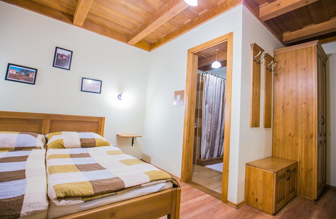 Toth Vendeghaz Es Apartmanhaz Ujfeherto Dış mekan fotoğraf
