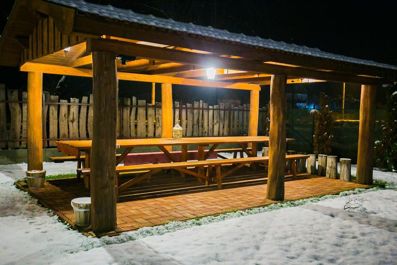 Toth Vendeghaz Es Apartmanhaz Ujfeherto Dış mekan fotoğraf
