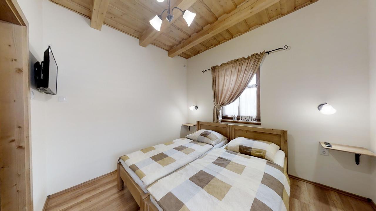 Toth Vendeghaz Es Apartmanhaz Ujfeherto Dış mekan fotoğraf