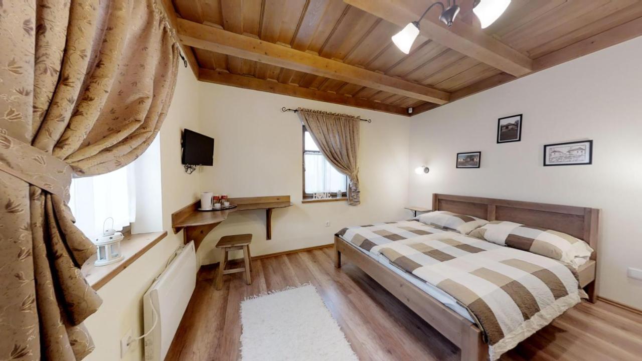 Toth Vendeghaz Es Apartmanhaz Ujfeherto Dış mekan fotoğraf