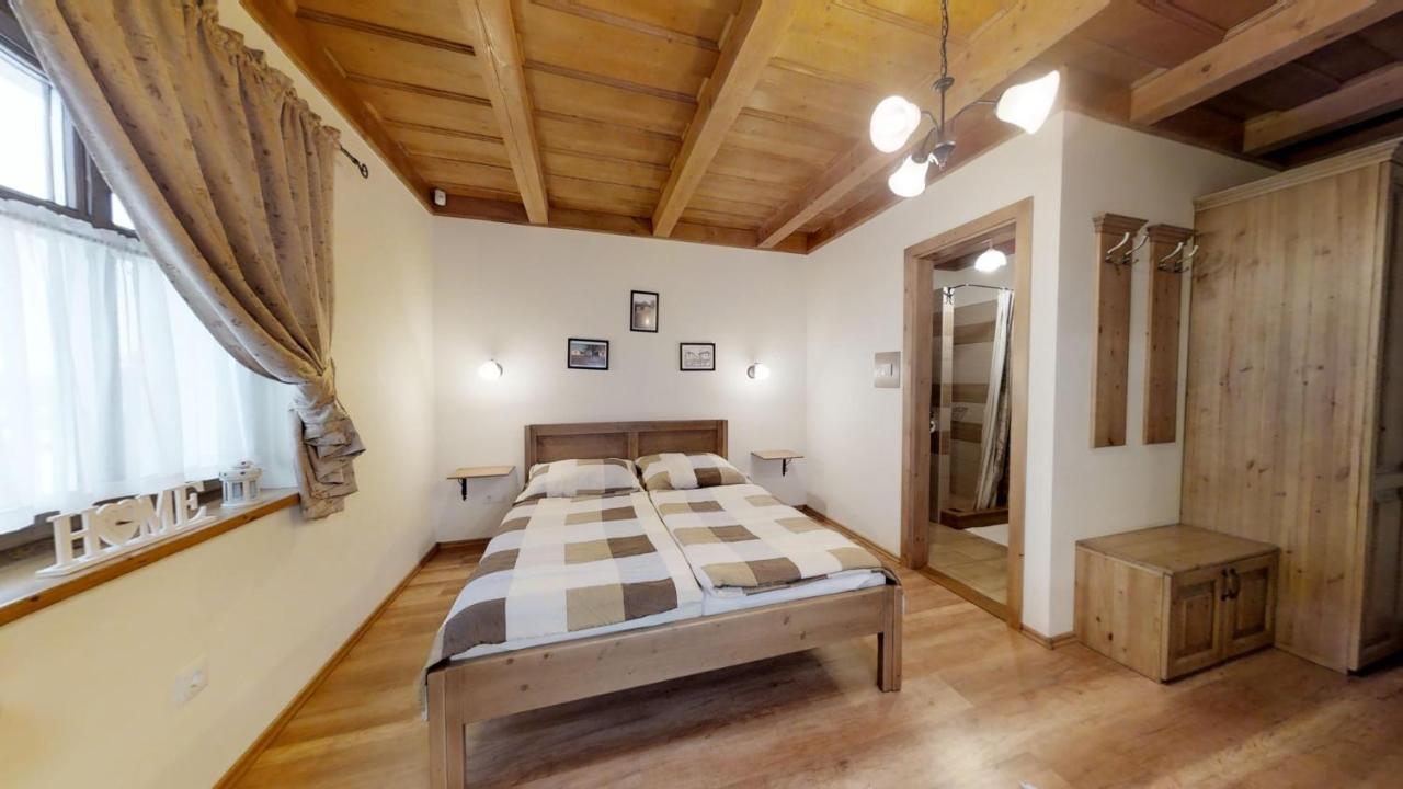 Toth Vendeghaz Es Apartmanhaz Ujfeherto Dış mekan fotoğraf