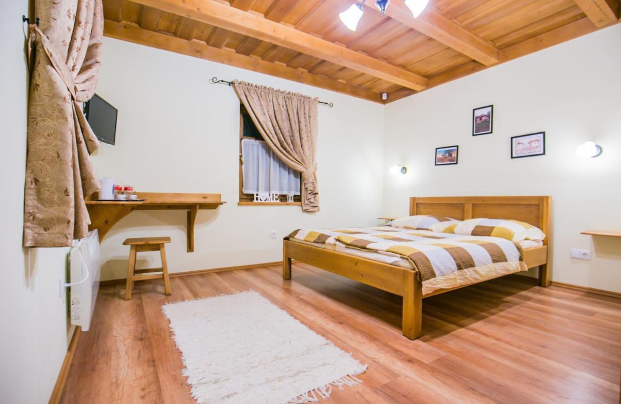 Toth Vendeghaz Es Apartmanhaz Ujfeherto Dış mekan fotoğraf